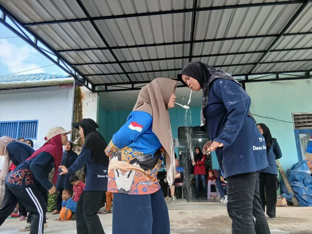 Keseruan Lomba Antar Lembaga di Desa Salo Palai